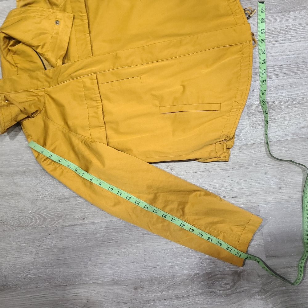 Loft Jacket - Picture 7 of 9